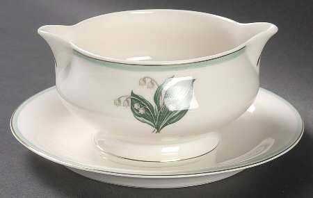 FRL5 Gravy Boat with Attached Underplate