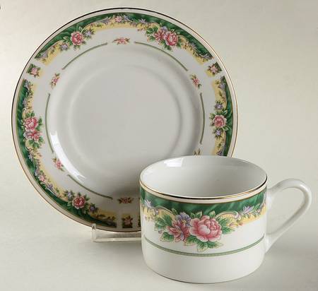 Legend Flat Cup & Saucer Set