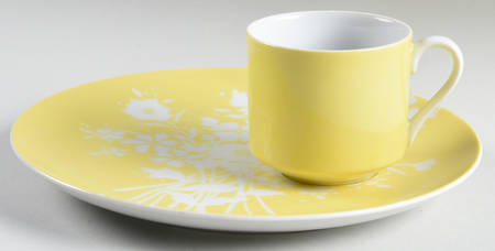 Silhouette Bouquet Yellow Snack Plate & Cup Set