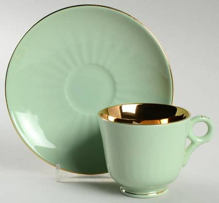 FIG2 Footed Demitasse Cup & Saucer Set