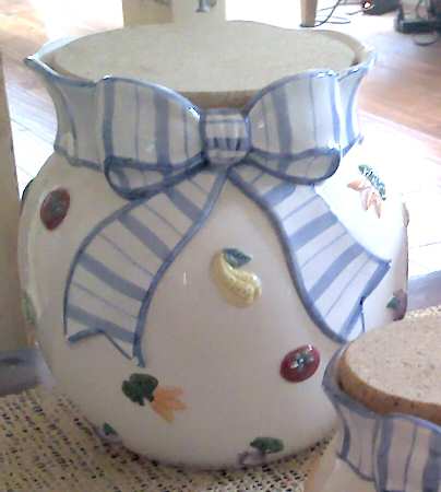 Petits Vegs Large Canister & Lid