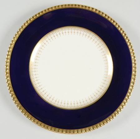 7047 Luncheon Plate