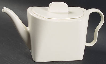 Metropolitan Ivory Teapot & Lid