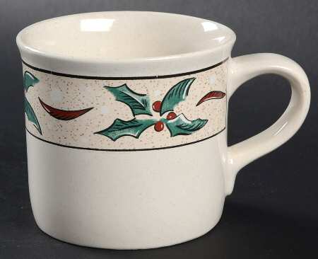 Holly Berry Flat Cup