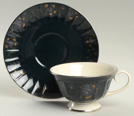 FL15 Footed Cup & Saucer Set