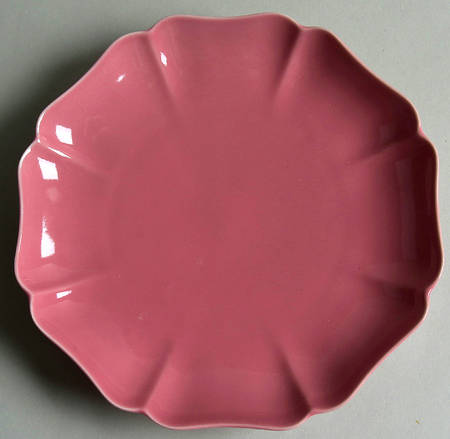Total Color Spectrum Raspberry (Round) Scalloped Luncheon Plate