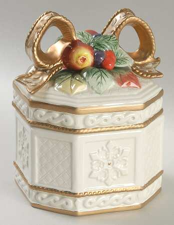 Snowy Woods Octagonal Box & Lid