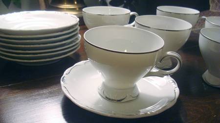 Simplicity Footed Cup & Saucer Set
