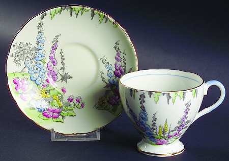 FOL16 Footed Cup & Saucer Set
