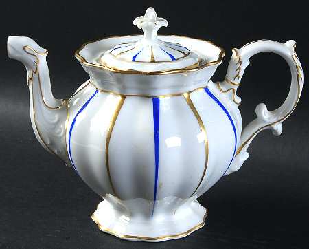 A66 Small Teapot & Lid