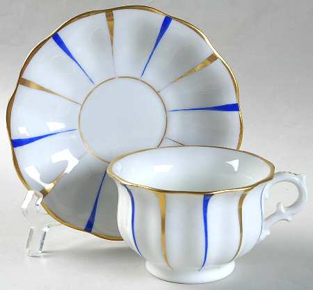 A66 Footed Cup & Saucer Set