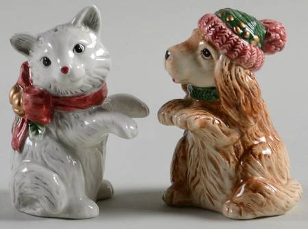 Father Christmas Salt & Pepper Set