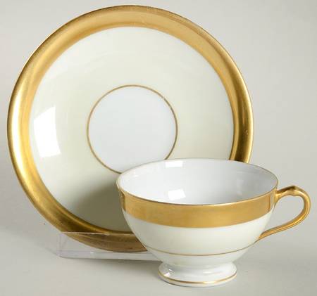 FUR29 Footed Demitasse Cup & Saucer Set