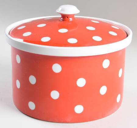 Polka Dots (White Dots on Red) 2.5 Qt Round Covered Casserole