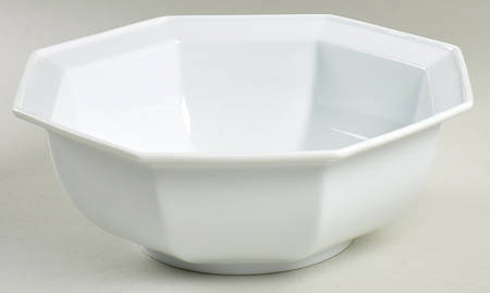 Blanche Oblique 7" Octagonal Vegetable Bowl