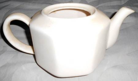 Blanche Oblique Teapot No Lid