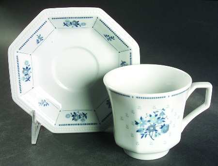 Jamestown Footed Cup & Saucer Set