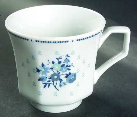 Jamestown Footed Cup
