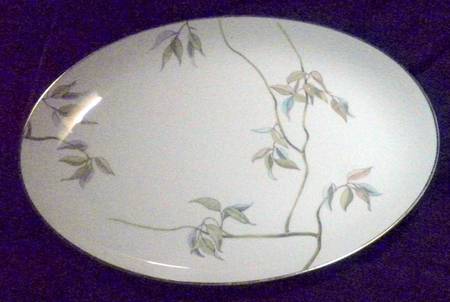 Tropic Leaves 16" Oval Serving Platter