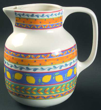 FUO8 84 Oz Pitcher