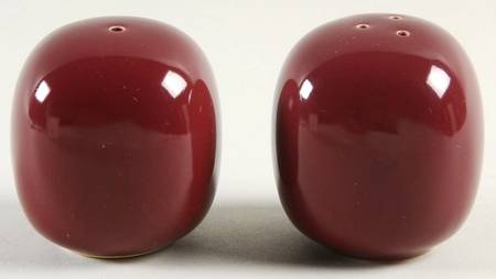 Total Color Spectrum Plum (Round) Salt & Pepper Set