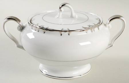 Barony Sugar Bowl & Lid