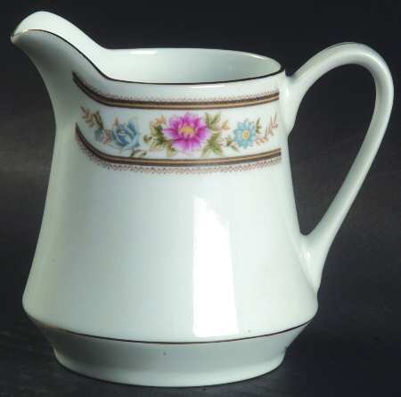 CX183 Creamer