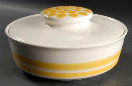 Sundance (England) 2 Qt Round Covered Casserole