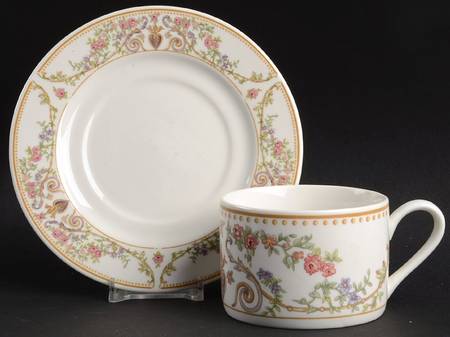 Kensington Garden Flat Cup & Saucer Set