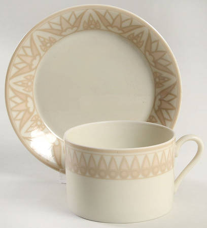 Lotus Flat Cup & Saucer Set