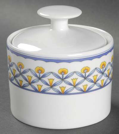 Country Cupboard Sugar Bowl & Lid