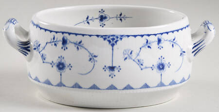 Denmark Blue Sauce Boat No LId