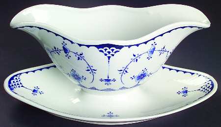 Denmark Blue Gravy Boat with Attached Underplate