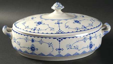Denmark Blue Oval Covered Vegetable