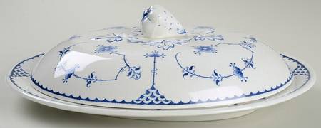 Denmark Blue Oval Platter with Well & Lid