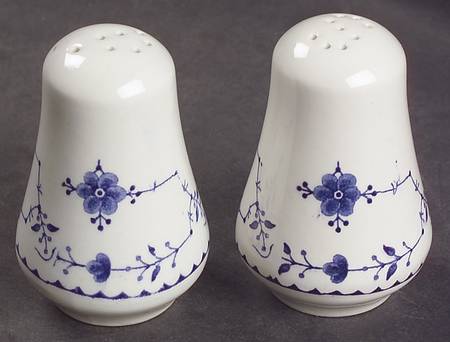 Salt & Pepper Set