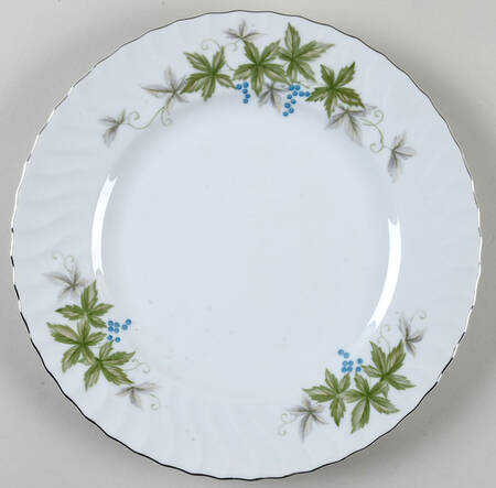 Garland Dinner Plate