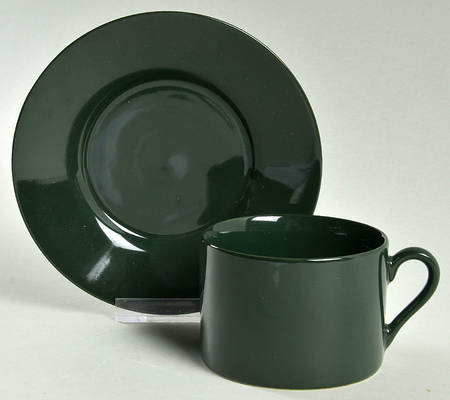 Total Color Spectrum Hunter Green Flat Cup & Saucer Set