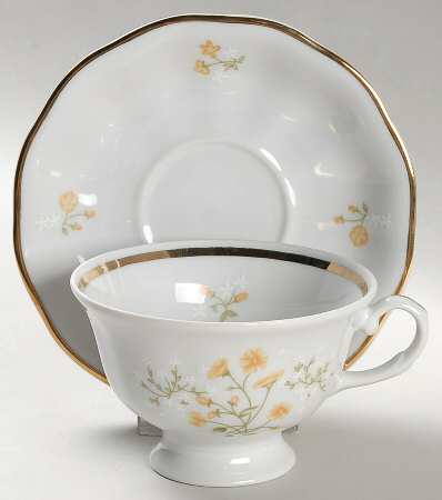 FAV23 Footed Cup & Saucer Set