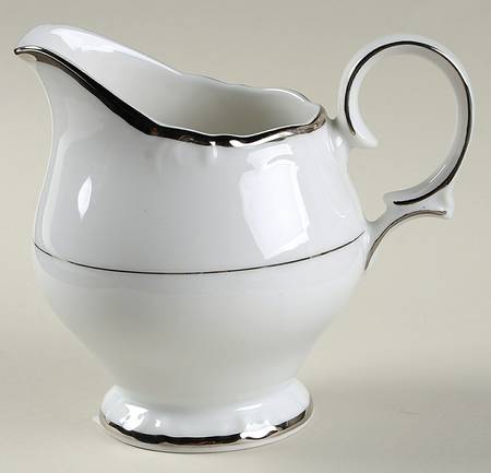 Empress Creamer