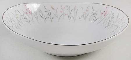Sunnyvale 9" Oval Vegetable Bowl