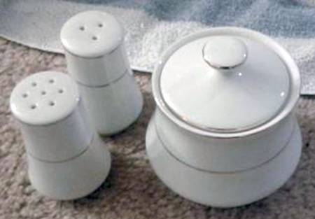 FCJ19 Salt & Pepper Set