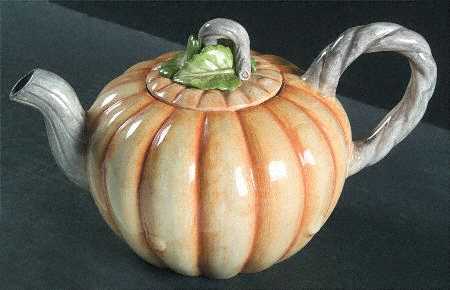Vegetable Garden Teapot & Lid
