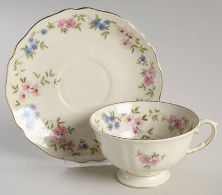Florina Footed Cup & Saucer Set