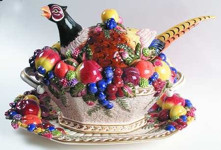 Venezia (Giftware) Tureen & Lid w/Ladle & Underplate