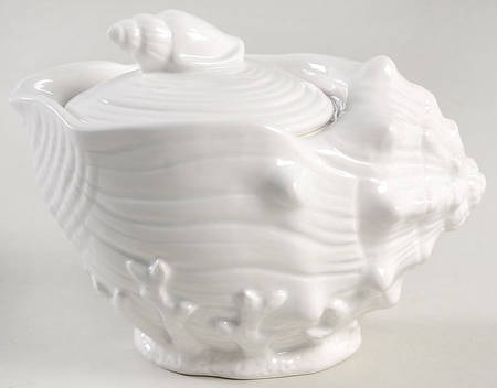 Coral Shells Figural Sugar Bowl & Lid