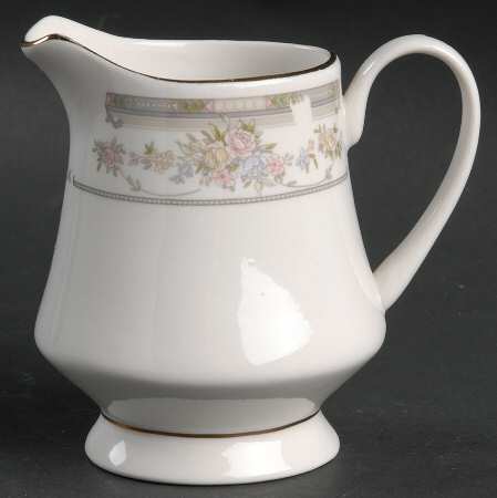 Southampton (Tan Body) Creamer by Farberware