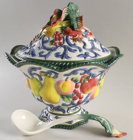 Florentine Fruit Tureen & Lid w/Ladle