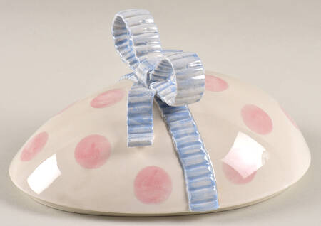 Bunny Hollow Lid for Large Egg Box