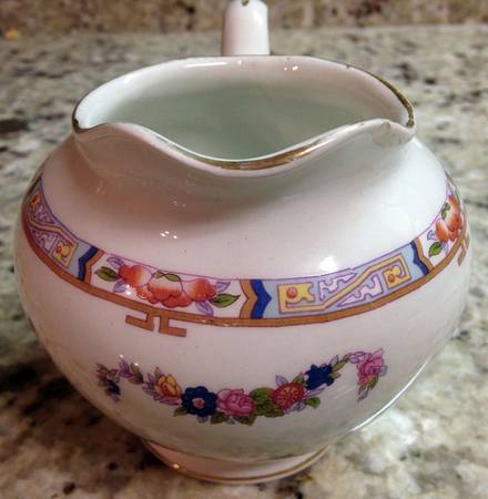 1270 Creamer